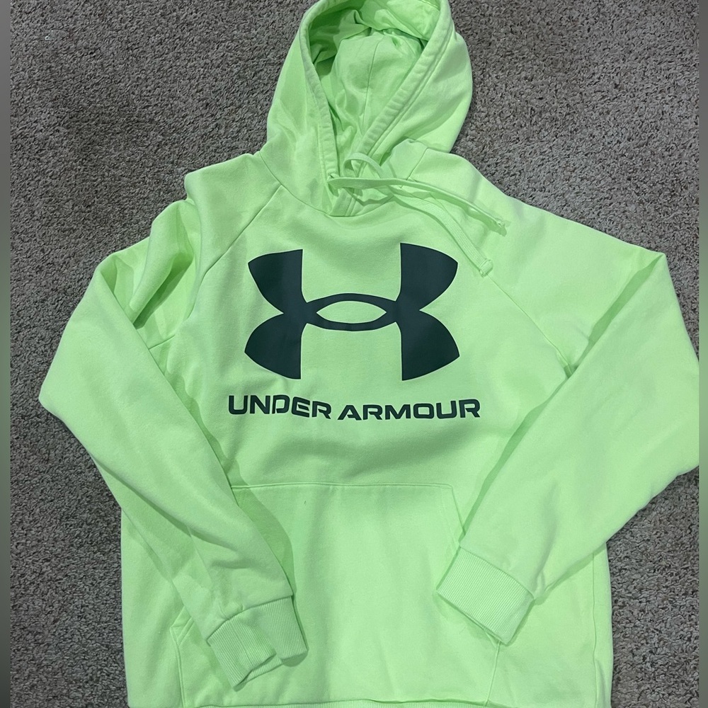 Under Armour Men’s Size Large Hoodie